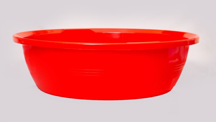 Пластикова миска об'ємом 36 л