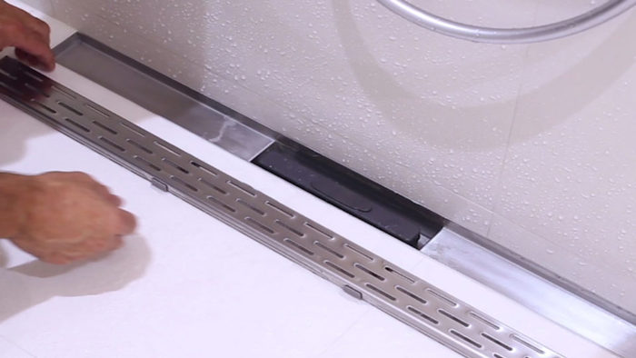 Установка трапу для душу