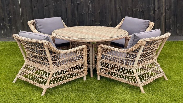 Набір плетених меблів зі штучного ротанга