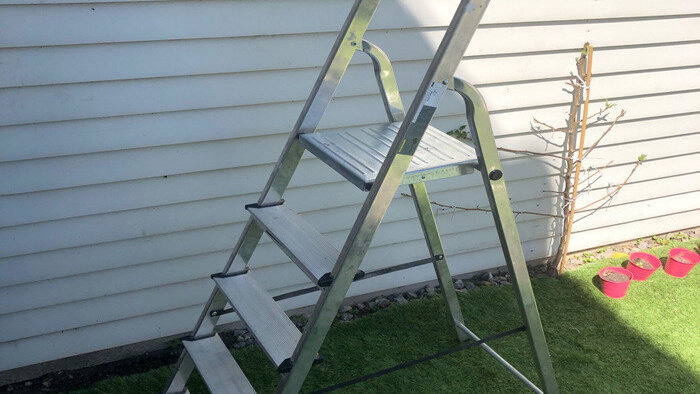 Алюмінієві драбини на 4 сходинки