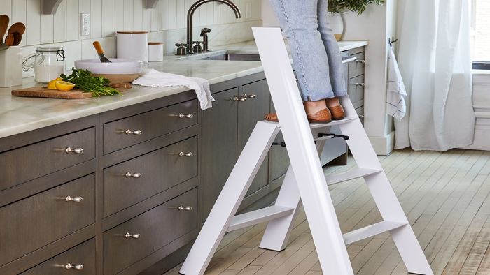 Драбина в будинку