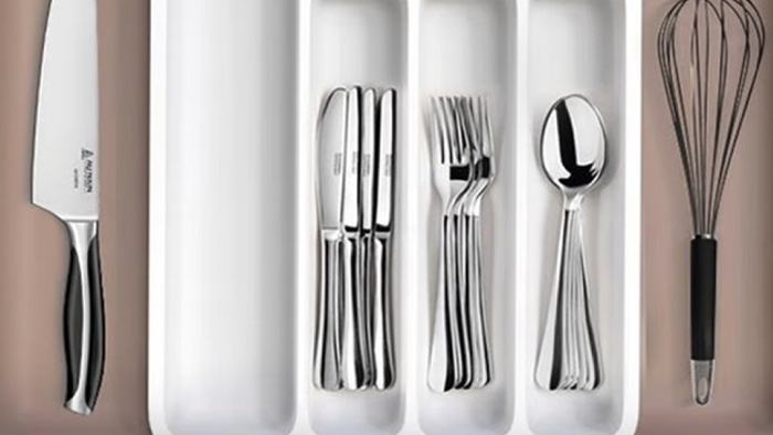 Куди покласти столові прилади