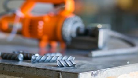 Image 0 Selecting a tool for cutting reinforcement on bending machines