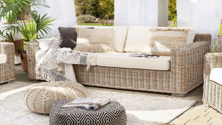 Image 4 Garden sofas