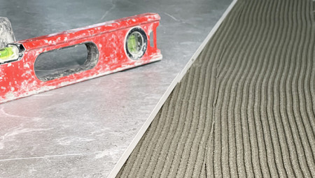 Image 3 Reinforced fixation tile adhesive: what is it for and where is it used