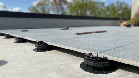 Image 9 Как сделать эксплуатируемую кровлю на регулируемых опорах