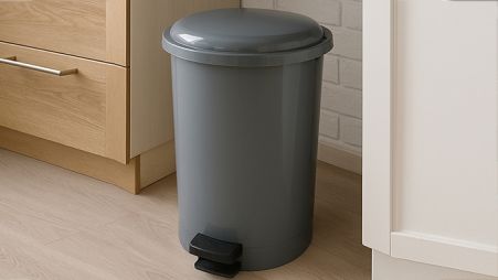 Image 0 Пластикові відра з педаллю – гігієна, зручність та стиль у кожному русі