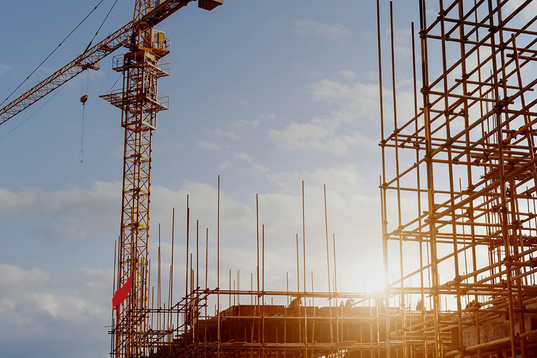 Використання пластикових щитів для вертикальної та горизонтальної опалубки