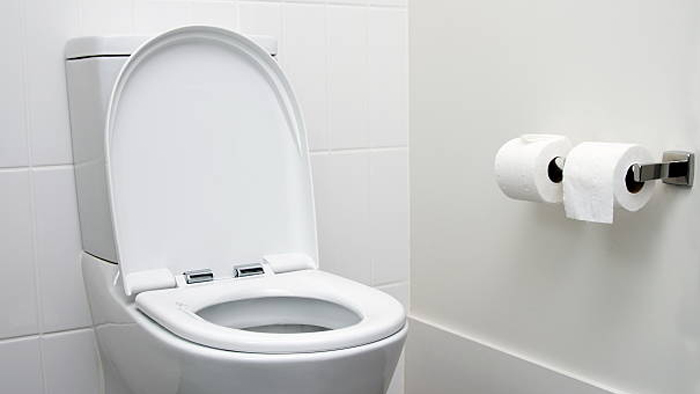 Установка сиденья для унитаза