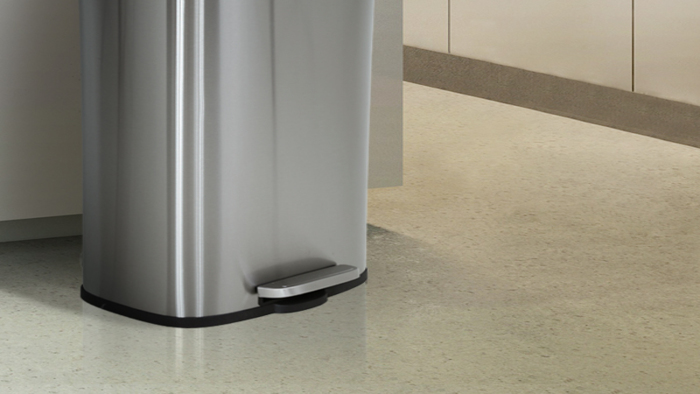 Как называется мусорное ведро с педалью